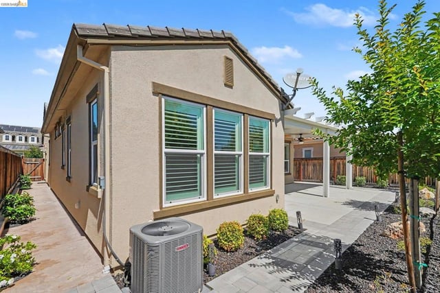 1696 Provence Ln, Brentwood, CA 94513 — photo 31 of 62