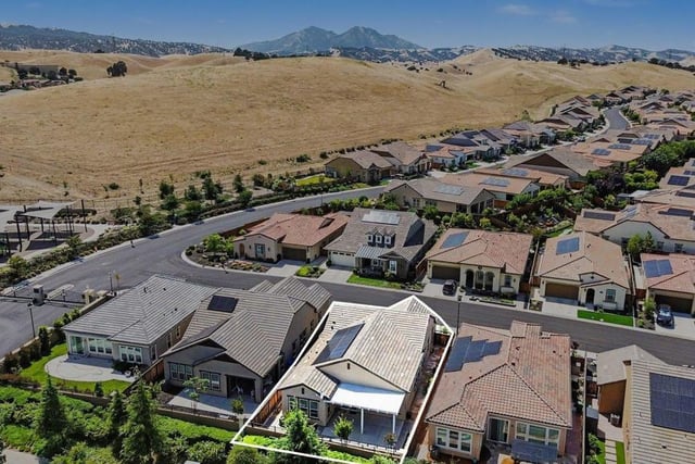1696 Provence Ln, Brentwood, CA 94513 — photo 39 of 62