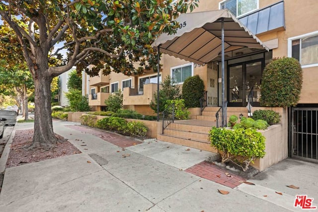 705 Westmount Drive 209, West Hollywood, CA 90069 — photo 17 of 18
