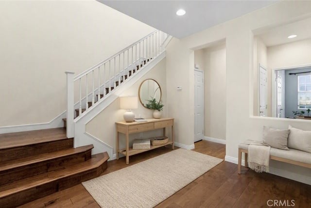 26807 Cottonwood Court, Valencia, CA 91381 — photo 5 of 49