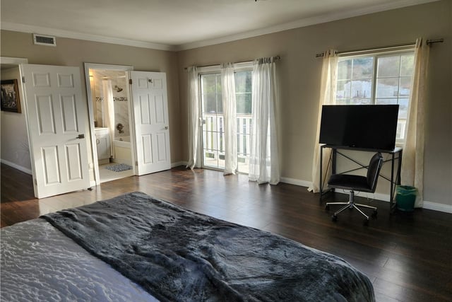 3615 Sunswept Drive, Studio City, CA 91604 — photo 24 of 42