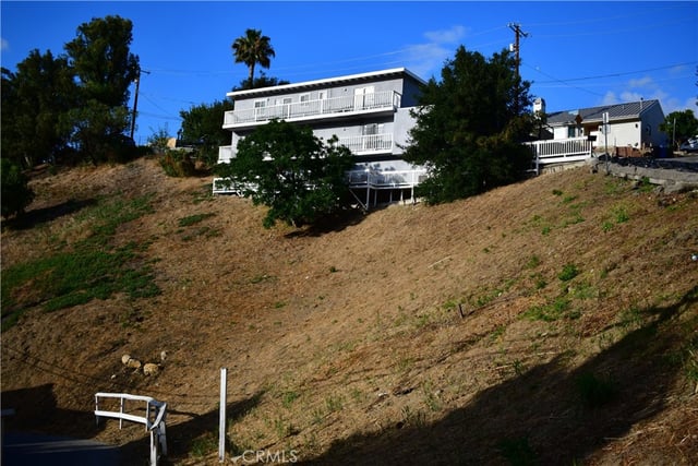 3615 Sunswept Drive, Studio City, CA 91604 — photo 29 of 42