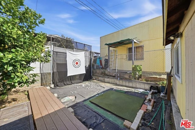 1220 Crenshaw Boulevard, Los Angeles, CA 90019 — photo 23 of 50