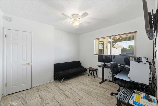 1104 W W Avenue J10, Lancaster, CA 93534 — photo 13 of 24