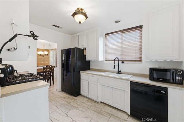 1104 W W Avenue J10, Lancaster, CA 93534 — photo 8 of 24