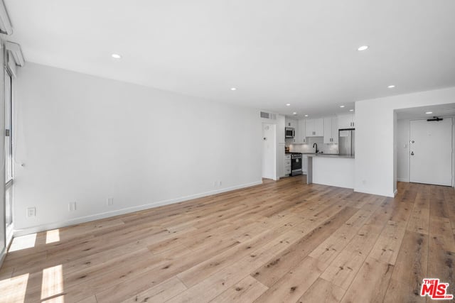 800 W 1st Street 2606, Los Angeles, CA 90012 — photo 7 of 40