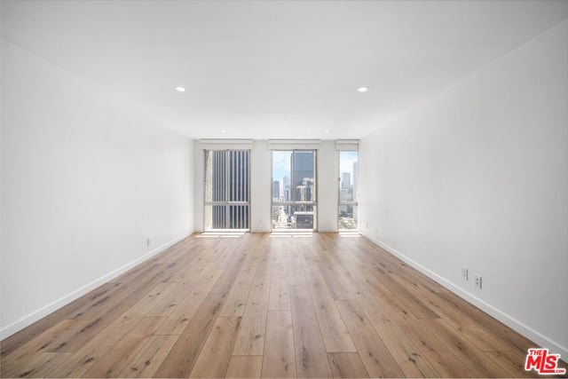 800 W 1st Street 2606, Los Angeles, CA 90012 — photo 8 of 40