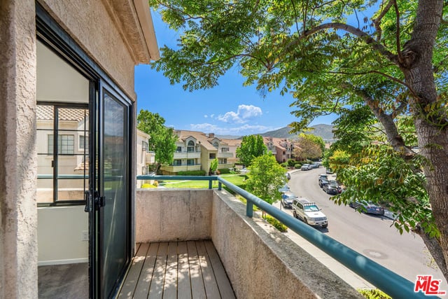 18129 Erik Court 328, Canyon Country, CA 91387 — photo 28 of 32