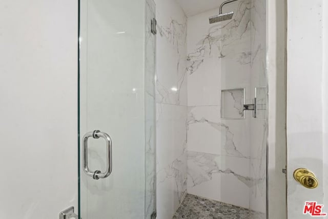625 N Flores Street 104, West Hollywood, CA 90048 — photo 16 of 23