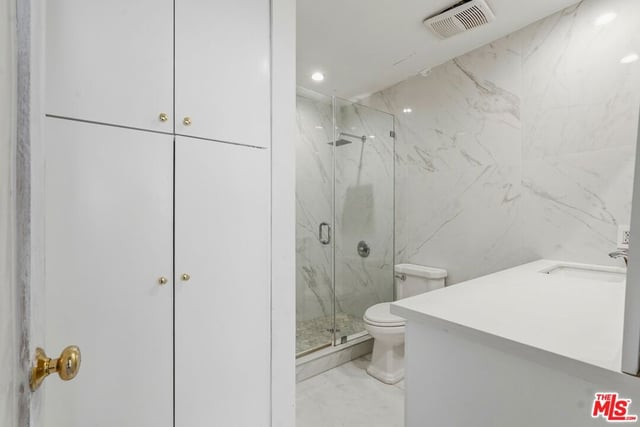 625 N Flores Street 104, West Hollywood, CA 90048 — photo 20 of 23