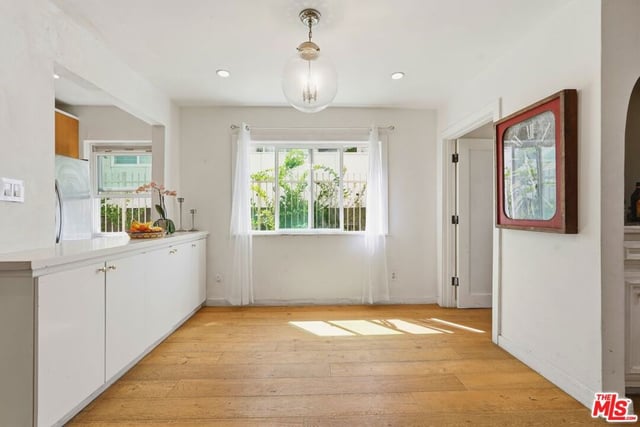 625 N Flores Street 104, West Hollywood, CA 90048 — photo 5 of 23
