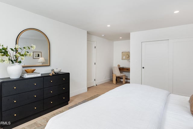 1475 N Bundy Drive, Los Angeles, CA 90049 — photo 32 of 64
