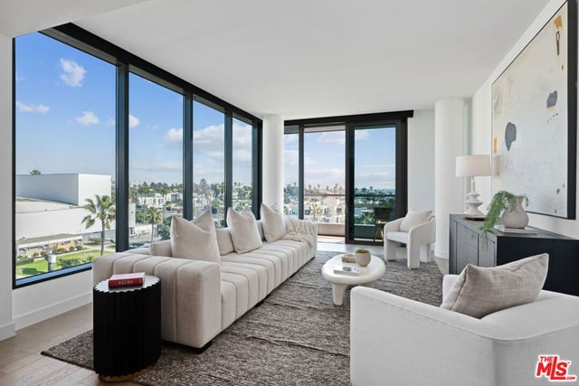 1755 Ocean Ave 805, Santa Monica, CA 90401 — photo 2 of 34