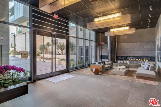 1755 Ocean Ave 805, Santa Monica, CA 90401 — photo 31 of 34