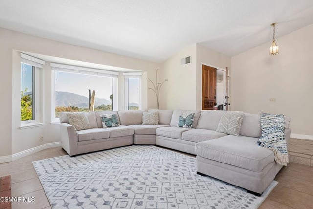 6795 Aviano Drive, Camarillo, CA 93012 — photo 9 of 47
