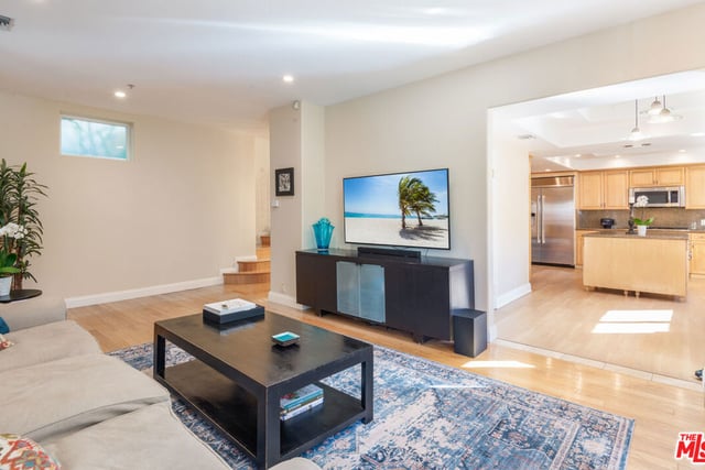3943 Avenida Del Sol, Studio City, CA 91604 — photo 5 of 29