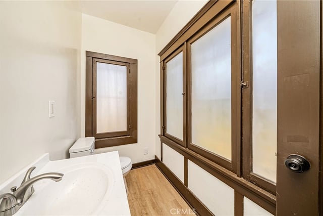 1254 S Manhattan, Los Angeles, CA 90019 — photo 19 of 42