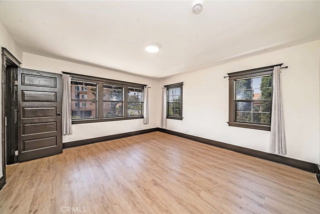 1254 S Manhattan, Los Angeles, CA 90019 — photo 29 of 42