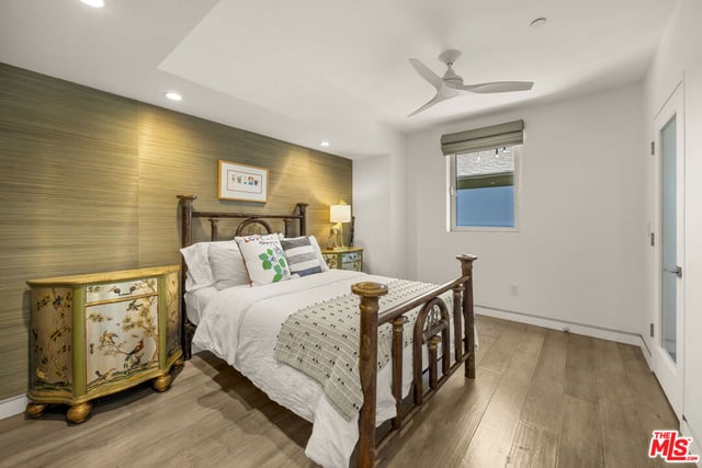 406 Grand Boulevard, Venice, CA 90291 — photo 12 of 23