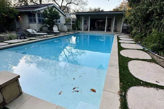 5250 Louise Avenue, Encino, CA 91316 — photo 3 of 12