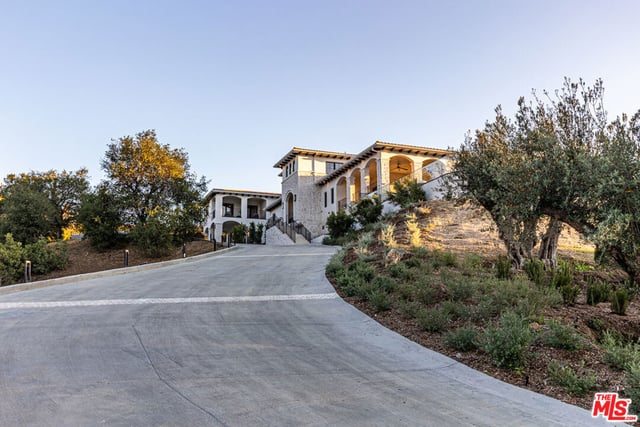 23614 Dry Canyon Cold Creek Rd, Calabasas, CA 91302 — photo 2 of 50