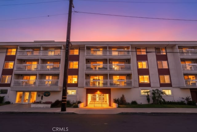 363 Newport Avenue 302, Long Beach, CA 90814 — photo 39 of 45