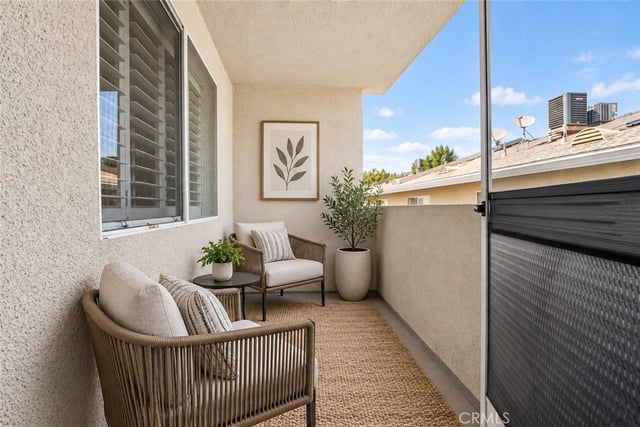 4501 Cedros Avenue 239, Sherman Oaks, CA 91403 — photo 22 of 40