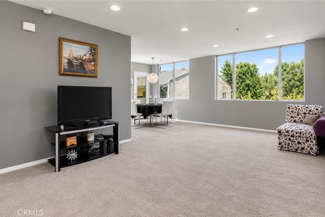 4501 Cedros Avenue 239, Sherman Oaks, CA 91403 — photo 25 of 40