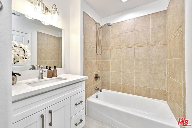 646 N Sierra Bonita Avenue, Los Angeles, CA 90036 — photo 51 of 73