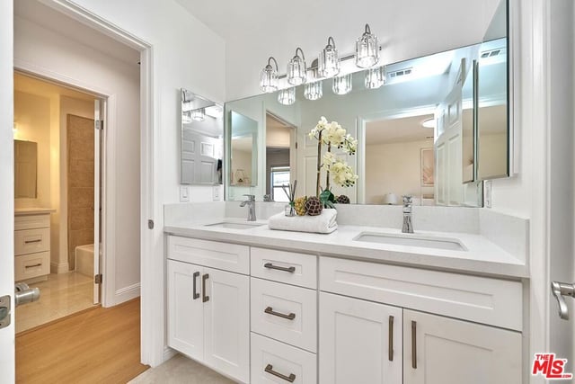 646 N Sierra Bonita Avenue, Los Angeles, CA 90036 — photo 57 of 73