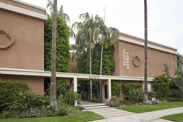 4240 Fulton, Studio City, CA 91604 — photo 3 of 4