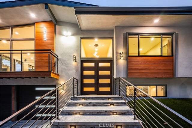 325 N Madison Avenue, Monrovia, CA 91016 — photo 4 of 62