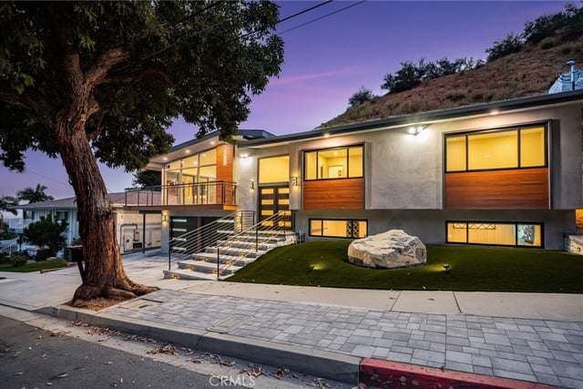 325 N Madison Avenue, Monrovia, CA 91016 — photo 9 of 62