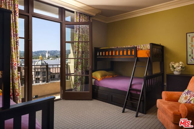 225 N Canon Drive 7D, Beverly Hills, CA 90210 — photo 14 of 39