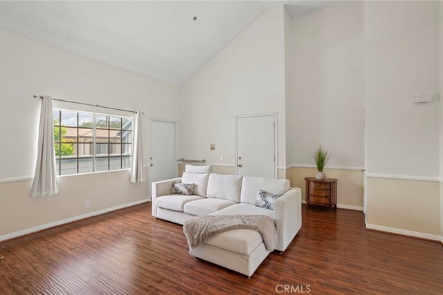 343 W Central J, Monrovia, CA 91016 — photo 8 of 24