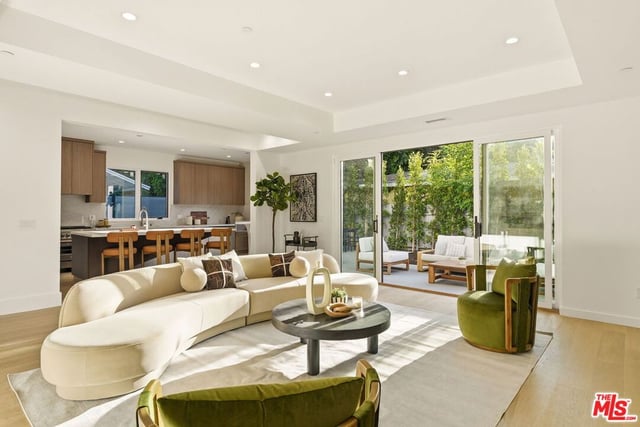4423 Noble Avenue, Sherman Oaks, CA 91403 — photo 19 of 55