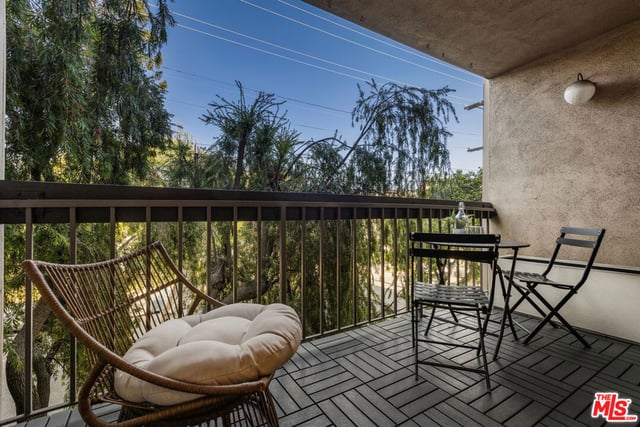 335 N Adams Street 222, Glendale, CA 91206 — photo 6 of 34