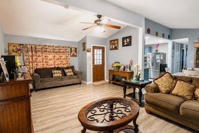 36200 Paradise Ranch 102, Castaic, CA 91384 — photo 4 of 19