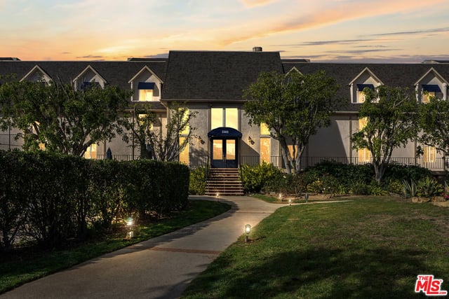 2385 Roscomare Road E17, Los Angeles, CA 90077 — photo 27 of 32