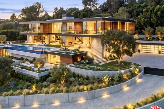 13511 Mulholland Drive, Beverly Hills, CA 90210 — photo 3 of 19