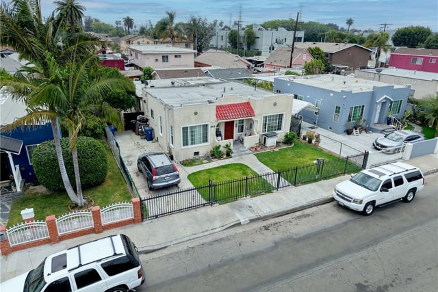 8818 Prince, Los Angeles, CA 90002 — photo 24 of 32