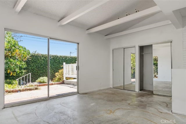 4 Mansfield Lane, Camarillo, CA 93010 — photo 11 of 40