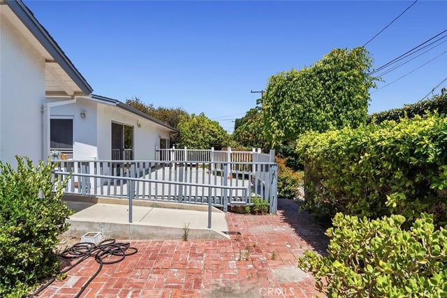 4 Mansfield Lane, Camarillo, CA 93010 — photo 24 of 40