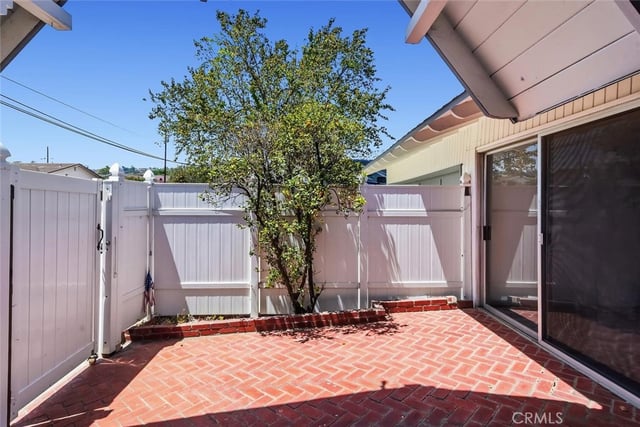 4 Mansfield Lane, Camarillo, CA 93010 — photo 39 of 40