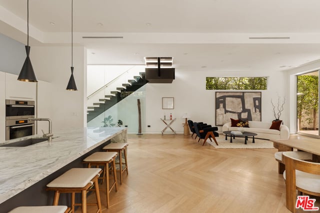 721 N Vista Street, Los Angeles, CA 90046 — photo 4 of 28