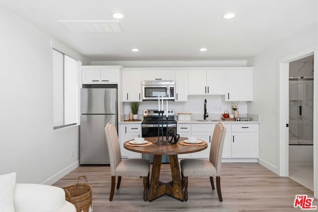 17721 Burbank Boulevard, Encino, CA 91316 — photo 47 of 59
