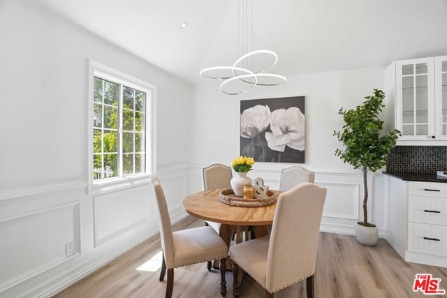 17721 Burbank Boulevard, Encino, CA 91316 — photo 9 of 59
