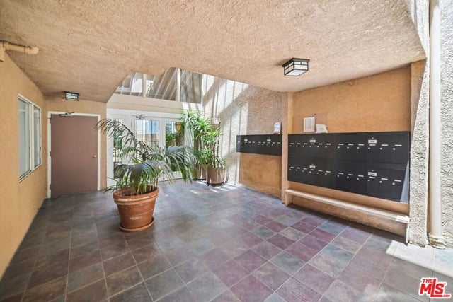 1010 Hammond Street 306, West Hollywood, CA 90069 — photo 29 of 32