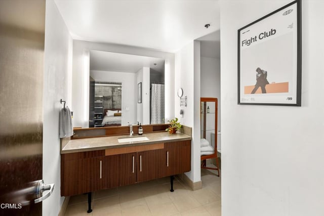 1100 S Hope Street 811, Los Angeles, CA 90015 — photo 19 of 32