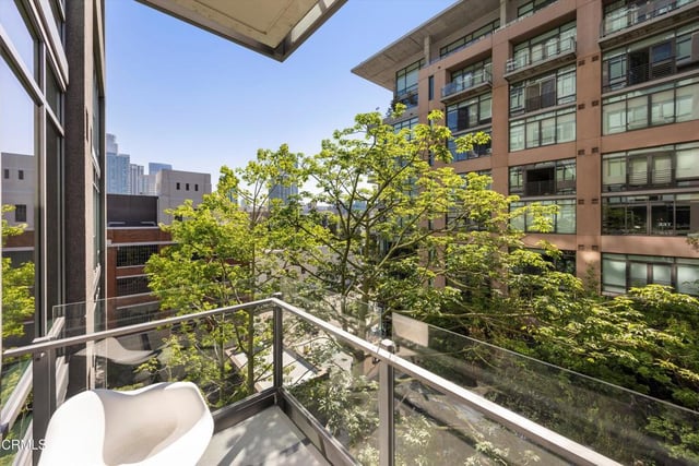 1100 S Hope Street 811, Los Angeles, CA 90015 — photo 3 of 32